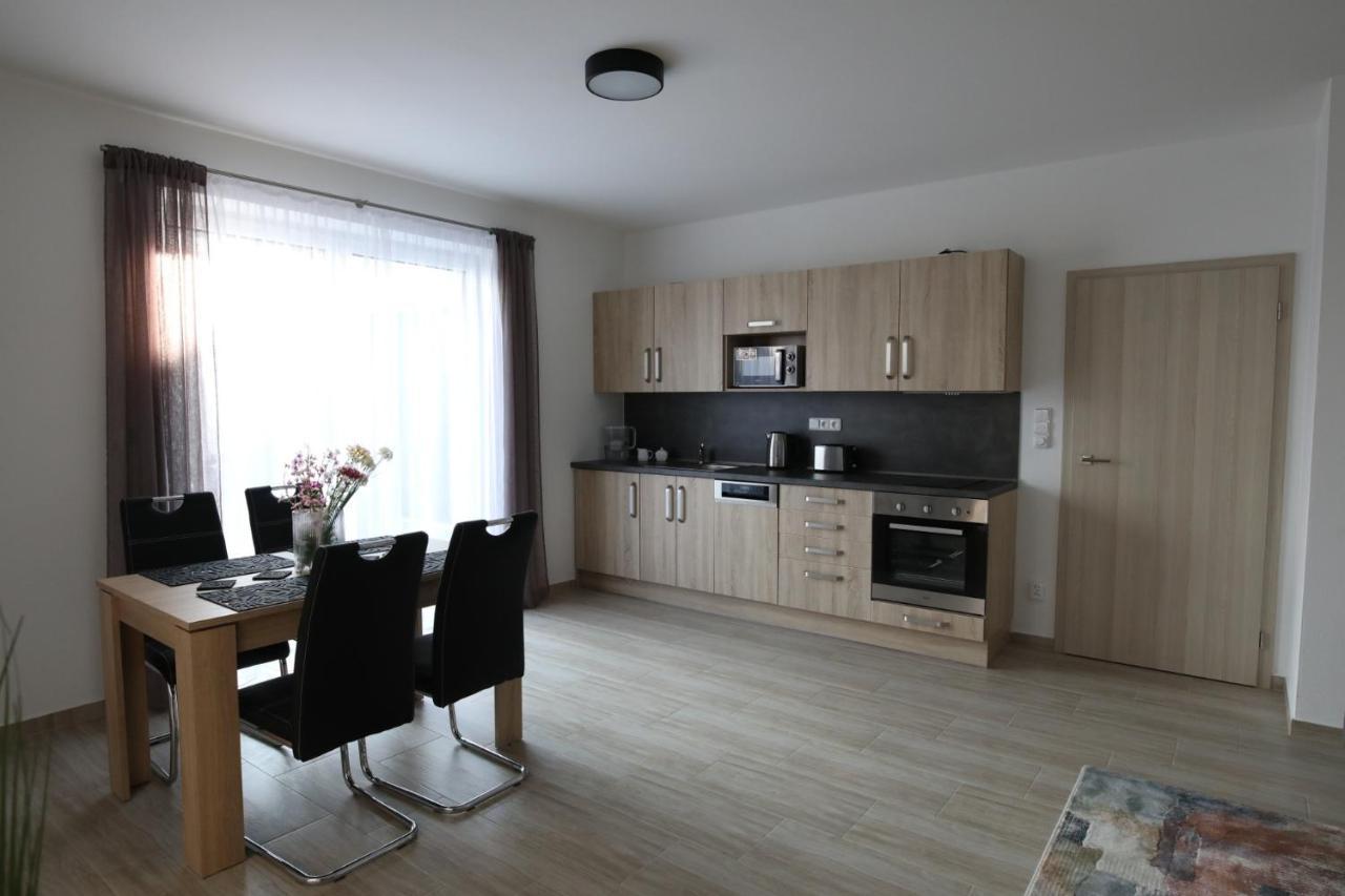 Apartmany Allis ลิปโนนัดเวิลตาวู ภายนอก รูปภาพ